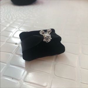 Autentic pandora Mickey Mouse new 😊🚨🚨🚨🙀🙀🙀